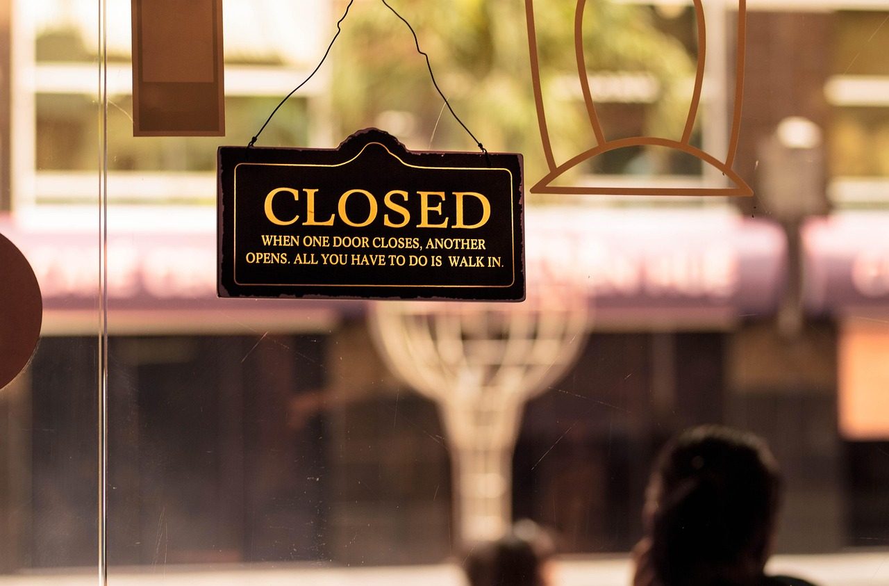 sign, close, symbol, signing, restaurant, coffee shop, banner, door, glass door, timeout, opening, brown coffee, brown restaurant, brown banner, brown glass, brown shop, brown door, brown glasses, coffee shop, coffee shop, coffee shop, coffee shop, coffee shop, glass door, glass door, glass door, timeout